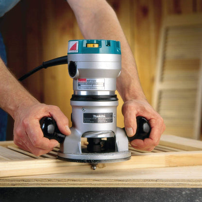 Makita RF1101KIT2 2-1/4 HP* Router Kit, with Plunge Base