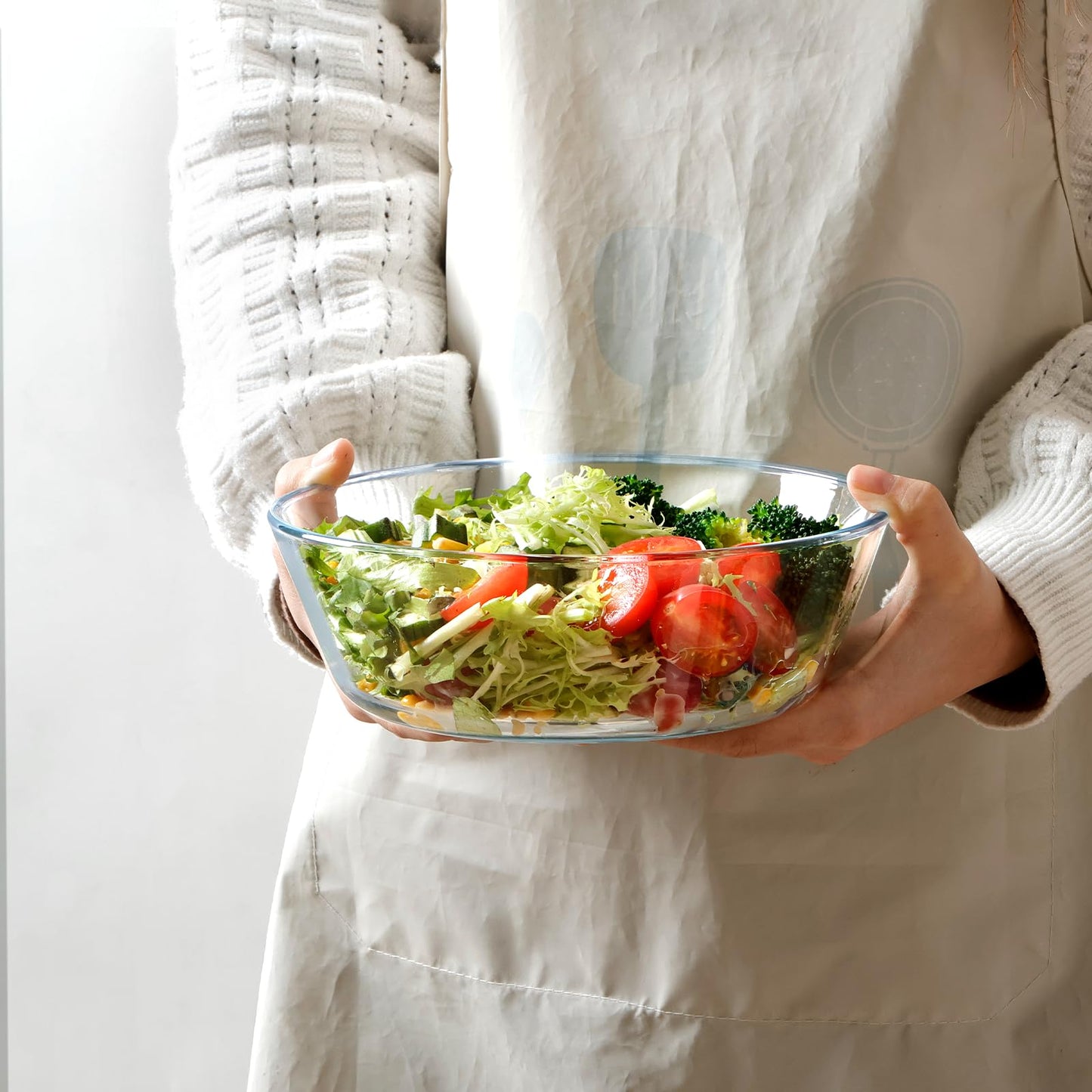 NUTRIUPS 44oz Flat Bottom Tempered Glass Bowl, 8in Clear Glass Bowl for Kitchen, Small Glass Salad Bowls, Microwave and Oven Safe