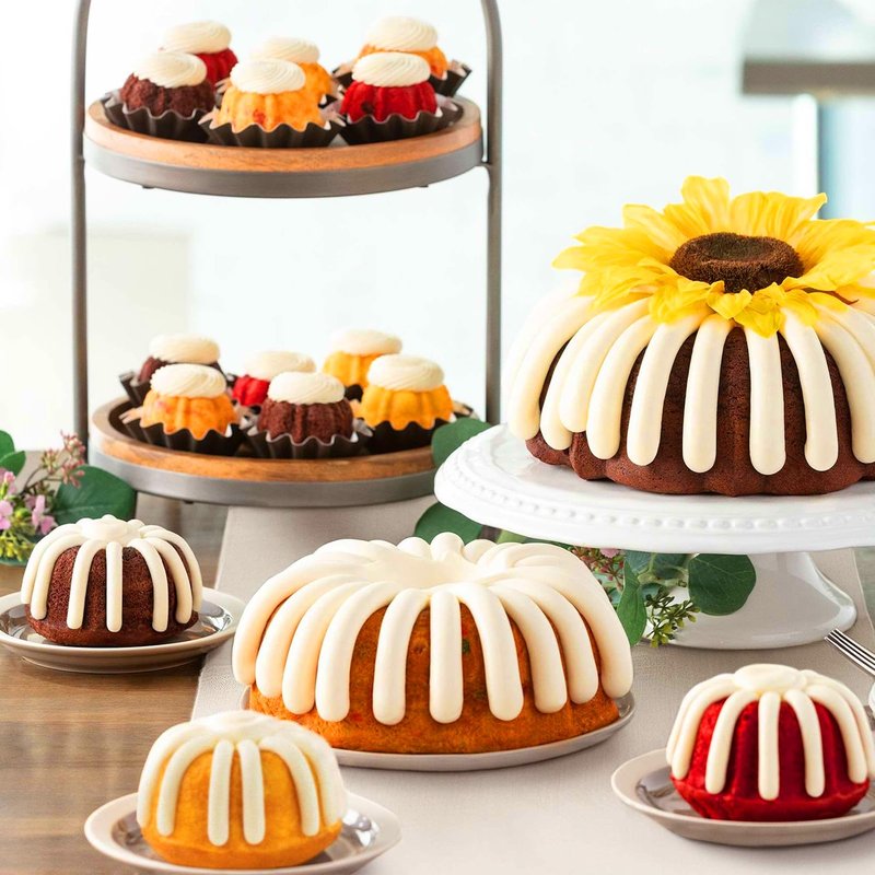 Palksky Mini Fluted Tube Pan Silicone 6-Cavity(3PCS), Multi-Cavity small Cake Baking Pan, mini moldes para chocoflan