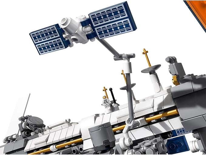 LEGO Ideas International Space Station 21321 Building Kit Adult Set for Display Makes a Great Birthday Present (864 Pieces)