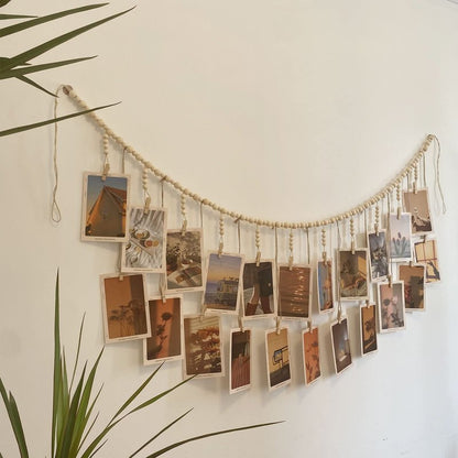 Kintyno Hanging Photo Display with 22 Clips, Wooden Bead Garland, Boho Style Collage Photo Frame Decoration for Dorms, Classrooms, Bedrooms