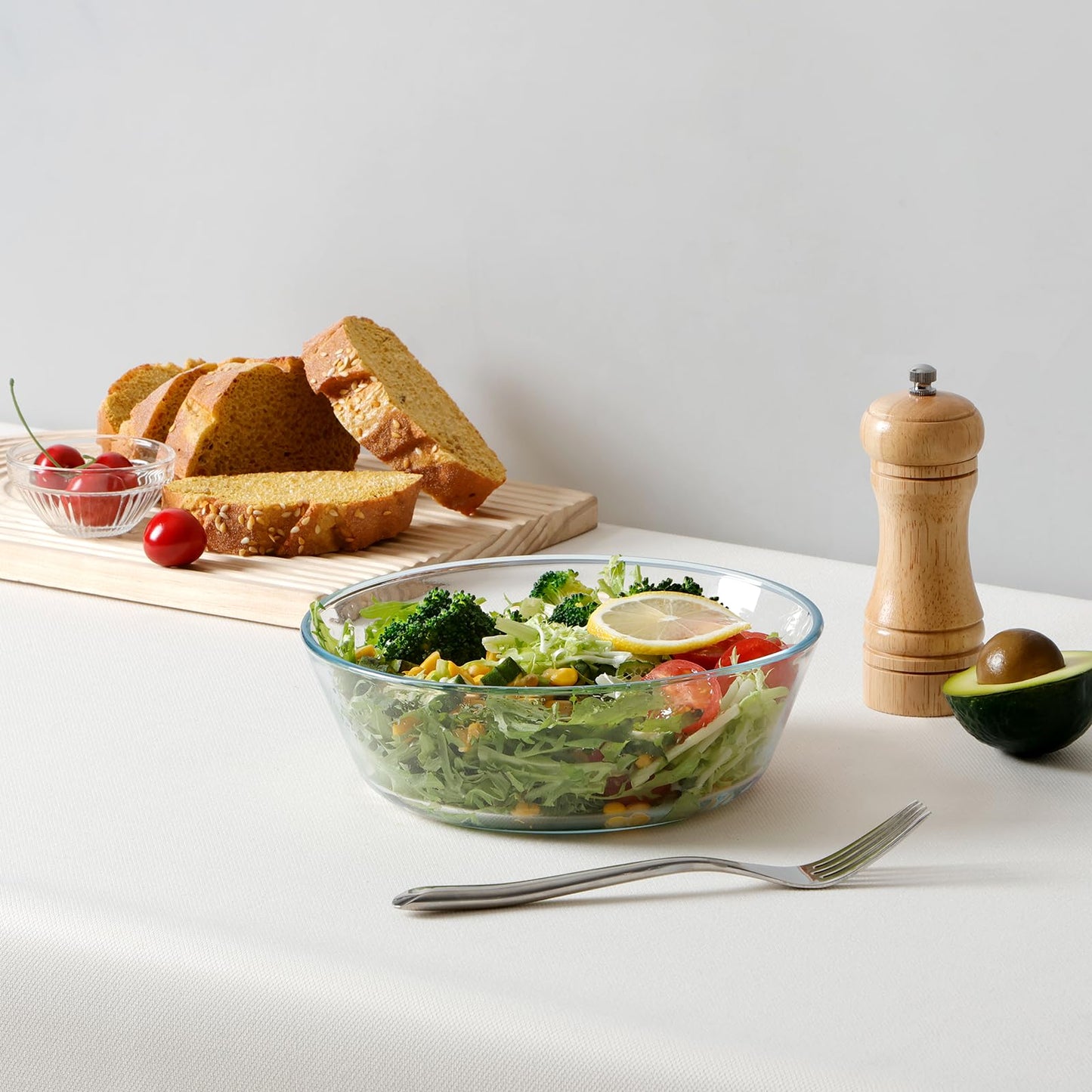 NUTRIUPS 44oz Flat Bottom Tempered Glass Bowl, 8in Clear Glass Bowl for Kitchen, Small Glass Salad Bowls, Microwave and Oven Safe