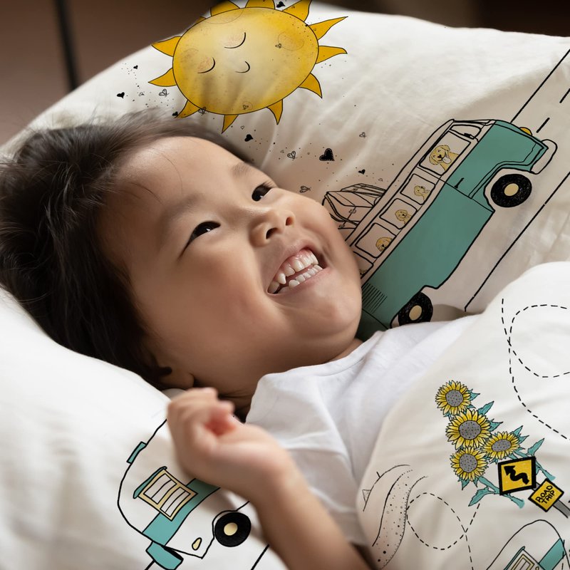 JumpOff Jo - 3-Piece Kids Twin Bed Sheet Set - Super Soft Durable Hypoallergenic, Breathable, Microfiber Polyester - Themed Bedding for Toddler Beds & Twin Beds - Travel Road Trip