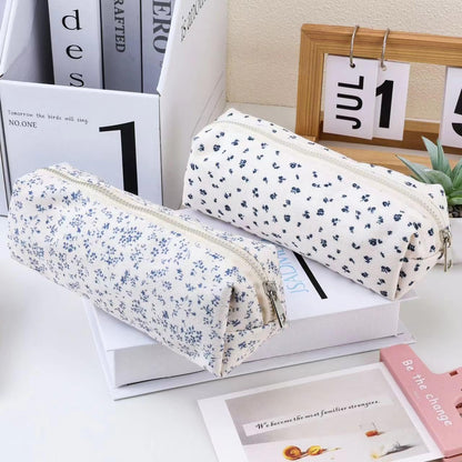 OZAOZ Cute Pencil Case Aesthetic Student Pencil Pouch Coin Pen Pouch Cosmetic Bag Office Stationery Organizer For Kids Teen School (Z-Blue floral)