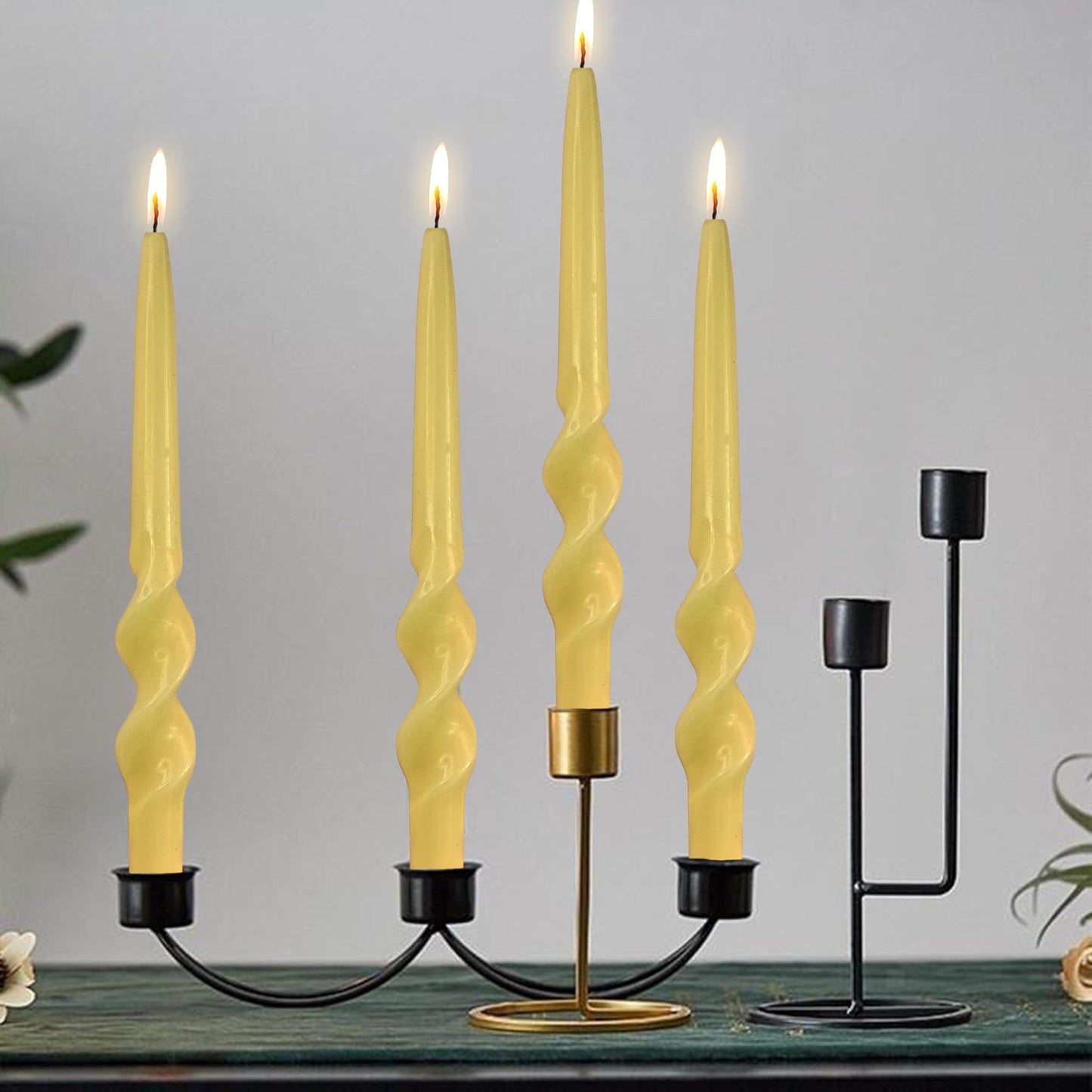 4pcs Beeswax Taper Candles Natural Honey Twisted Candlesticks Yellow Spiral Taper Candle Natural Scent Long Lasting Burning Handmade Bee Wax Candle for Home Wedding Women Christmas Halloween