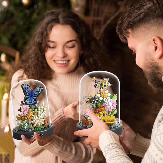2 Flowers Bouquet Building Set Insect Collection Mini Animals Bee &amp Sunflowers Butterfly &amp Rose Botanical Plant Micro Blocks Not Compatible with lego Ideal Valentine's Day Gift Lover Teen (