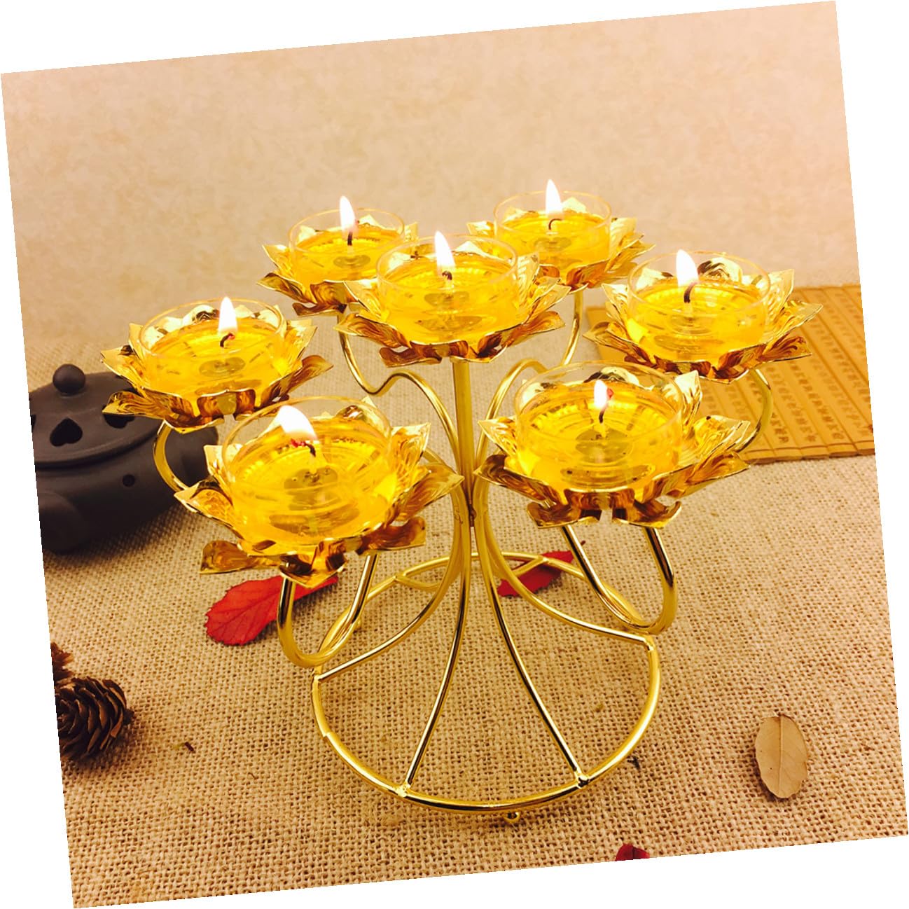 IDEANATEGRATE Golden Alloy Lotus Shape Metal Tealight Candle Holder, Heat-Resistant and Not Easy to Break, for Bedroom and Living Room Furniture Decoration