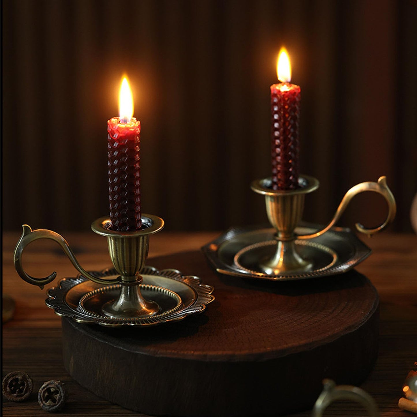 Retro Candlestick Holder, Handheld Table Candlelight Stand with Flat Base, for Romantic Dinners, Home Decoration, Fireplaces (Antique Bronze)