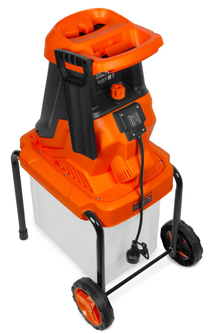 WEN 41130 Electric Wood Chipper and Shredder, 15-Amp, Black
