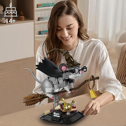 Harry Mouse Animal Building Set MOC Creative Magic Mouse Model Kit Collectible Home Office Decor Toy Gift for Teens Adults 14+ (676PCS)