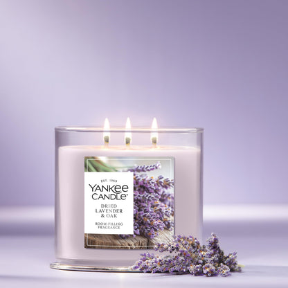 Yankee Candle Dried Lavender & Oak, Scented Candle, 14.5oz 3-Wick Candle Jar with up to 40 Hours Burn Time, Giftable