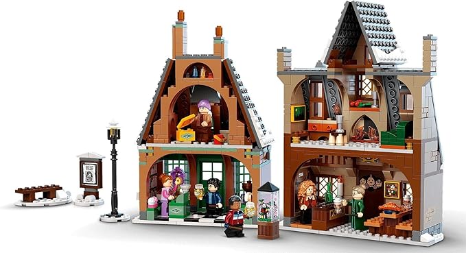 76388 Harry Potter Visita a la Aldea de Hogsmeade Tres Escobas Set de Construcción Juguete 20 Aniversario con Mini Figura Dorada Ron Weasley
