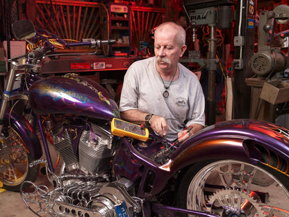 Fluke 88V Deluxe Automotive Multimeter, Troubleshoot Problems on Conventional and Hybrid Vehicles, Measures Pulse Width, and Duty Cycle