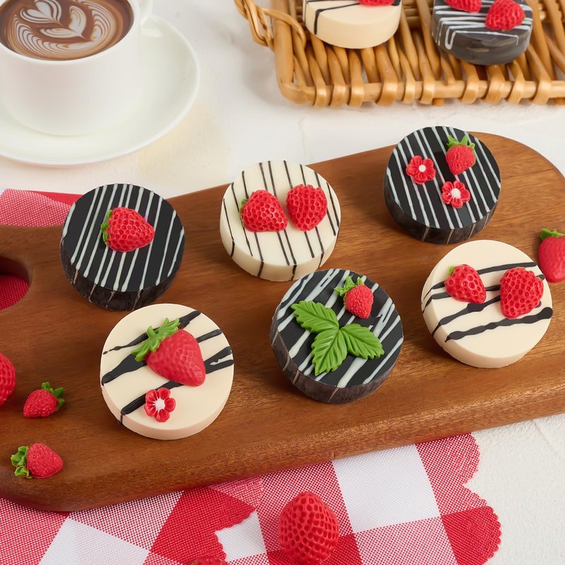 CLUEWR 5 PCS Silicone Strawberry Molds, 3D Strawberry Fondant Molds for Chocolate, Candy, Cake Decoration, Cupcake Topper
