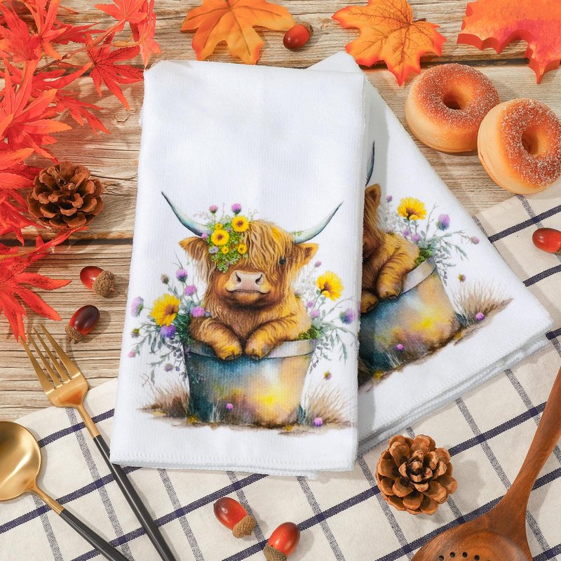 AnyDesign Highland Cow Kitchen Dish Towel 18 x 28 Inch Rustic Farmhouse Dishcloth Seasonal Cute Cow Decorative Hand Tea Towel for Kitchen Home Cooking Baking Cleaning, 2 Pcs