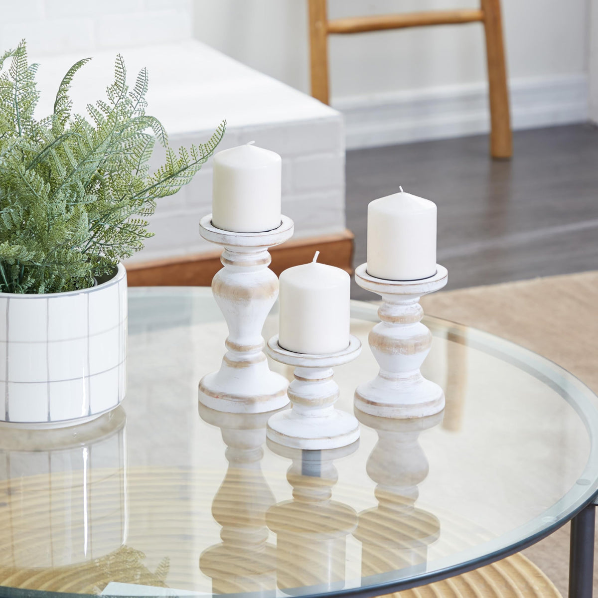 Deco 79 Wood Decorative Candle Holder Turned Style Candle Stand, Set of 3 Candlestick Holder 8", 6", 4"H, White
