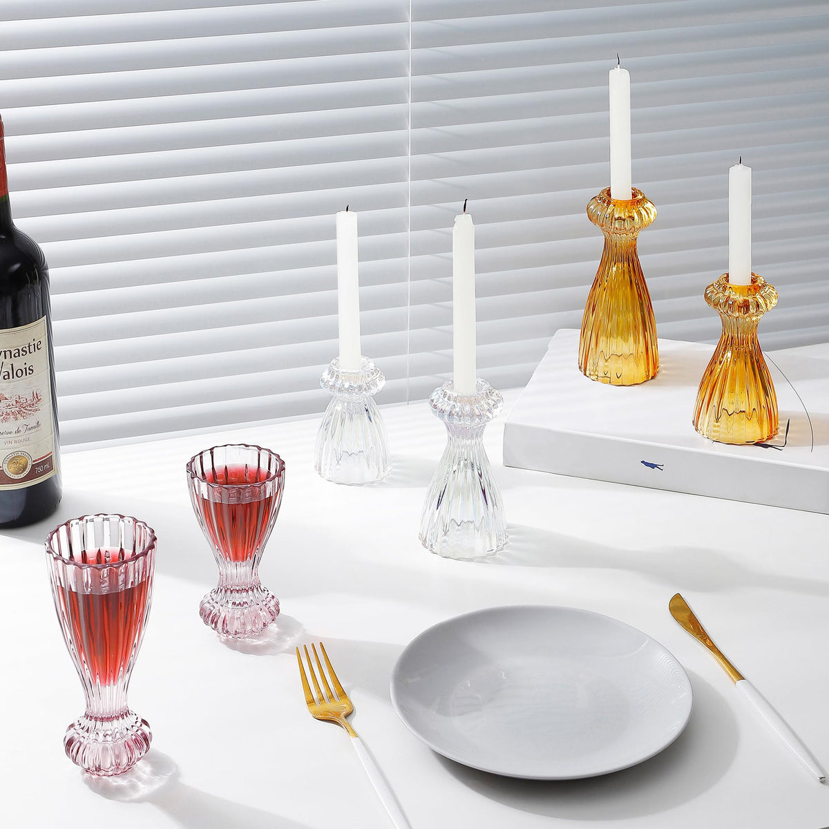Lysenn Glass Candle Stick Holder Set of 3 – Premium Taper Candle Holders for Romantic Ambiance - Candle Sticks Holder Decor for Special Occasions - Amber