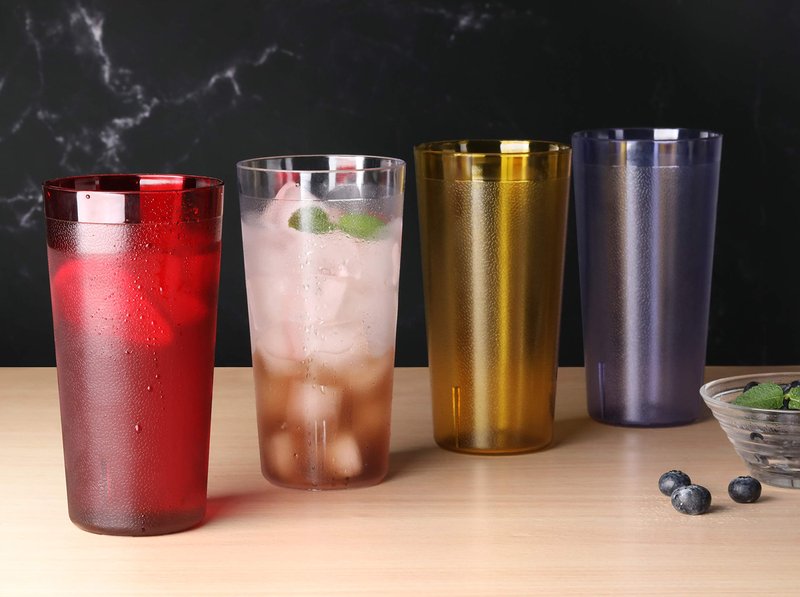 New Star Foodservice Restaurant-Grade Polycarbonate Beverage Tumblers, 20 oz, Red, Set of 12