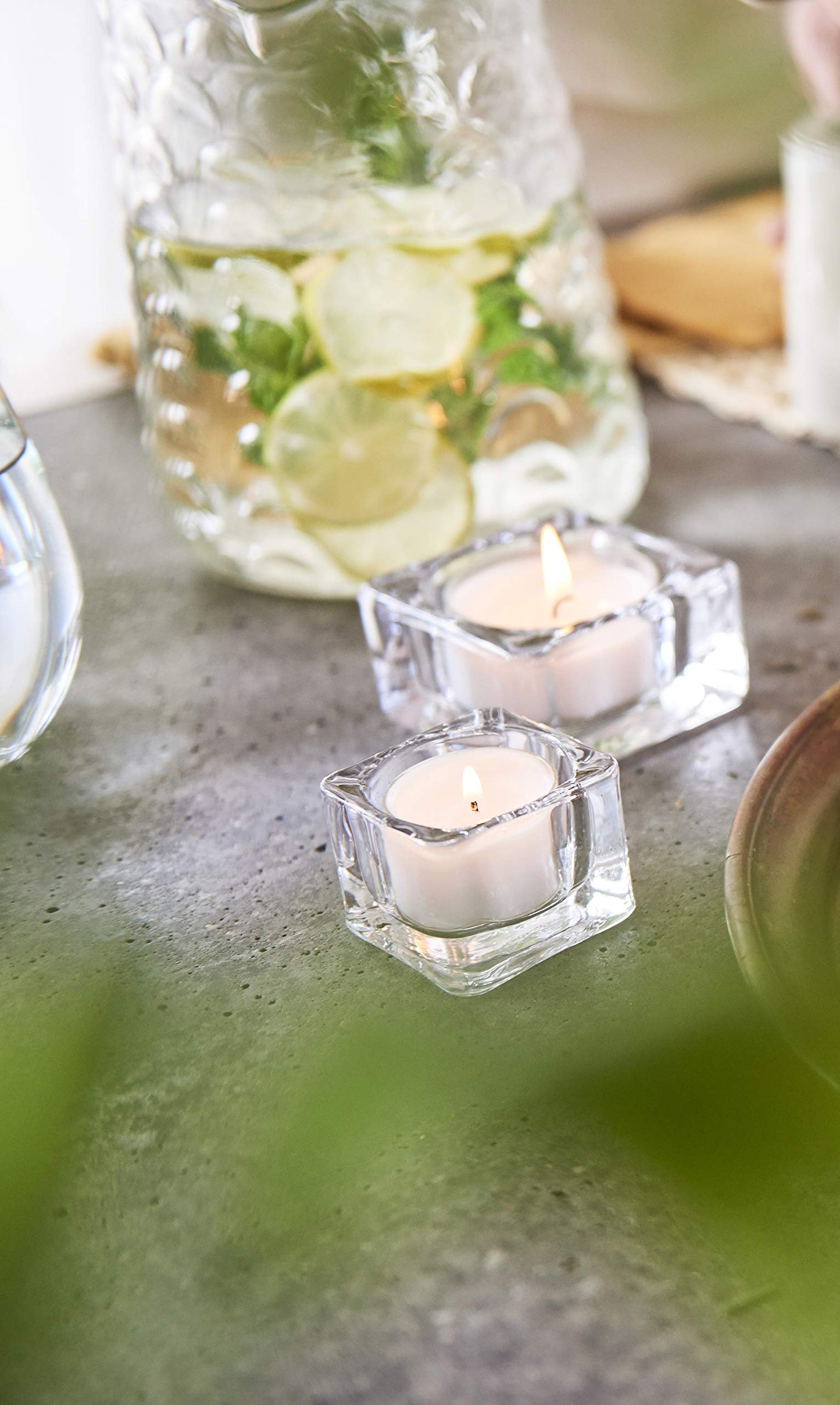 Bolsius Maxi XL Tealight Candles - Clear Cup - White - Box of 12 Transparent Tealights - Long Burning Time of 8 Hours - Interior Decoration - Unscented - Includes Natural Vegan Wax - No Palm Oil