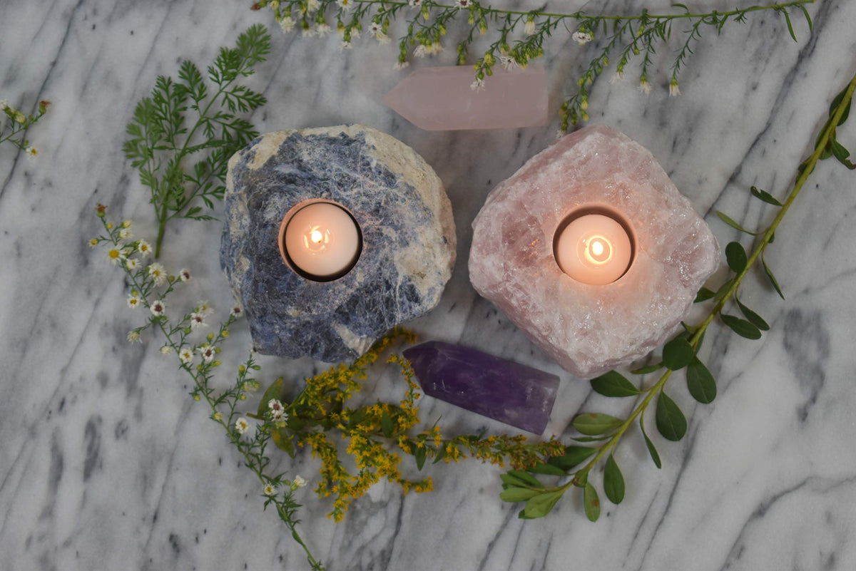 Nature’s Decorations Tealight Candle Holder - Real Green Quartz Natural Stone Crystal Perfect for Home & Geode Decor, and Centerpieces, Ideal as Candlestick Holder, 3 x 3 x 1.5 Inches