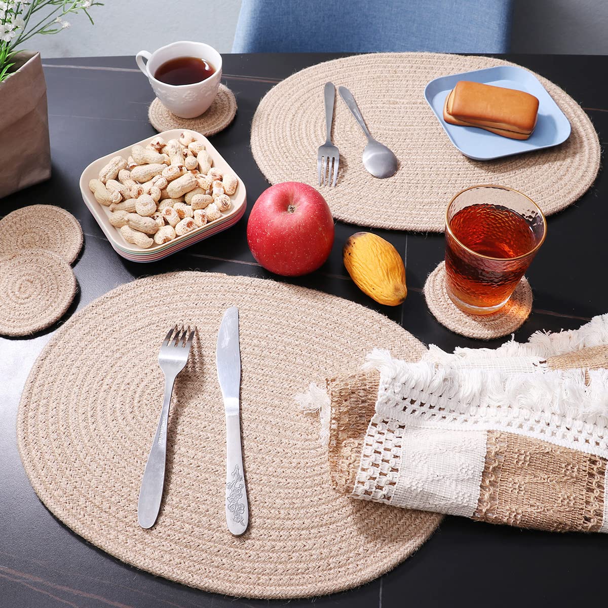 WENFOME Jute Woven Placemats Set of 6, Round Braided Tablemats Natural Jute Handmade Woven Plate Chargers Heat Resistant Non-Slip Potholder for Table Decoration(13 inch)
