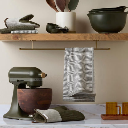 KITCHENAID® Evergreen Design Series Herringbone Ribbed Soft Silicone Oven Mitts 2-Pack Set, Heat Resistant up to 500°F, Flexible & Waterproof, Deep Forest Green, 7"x14"