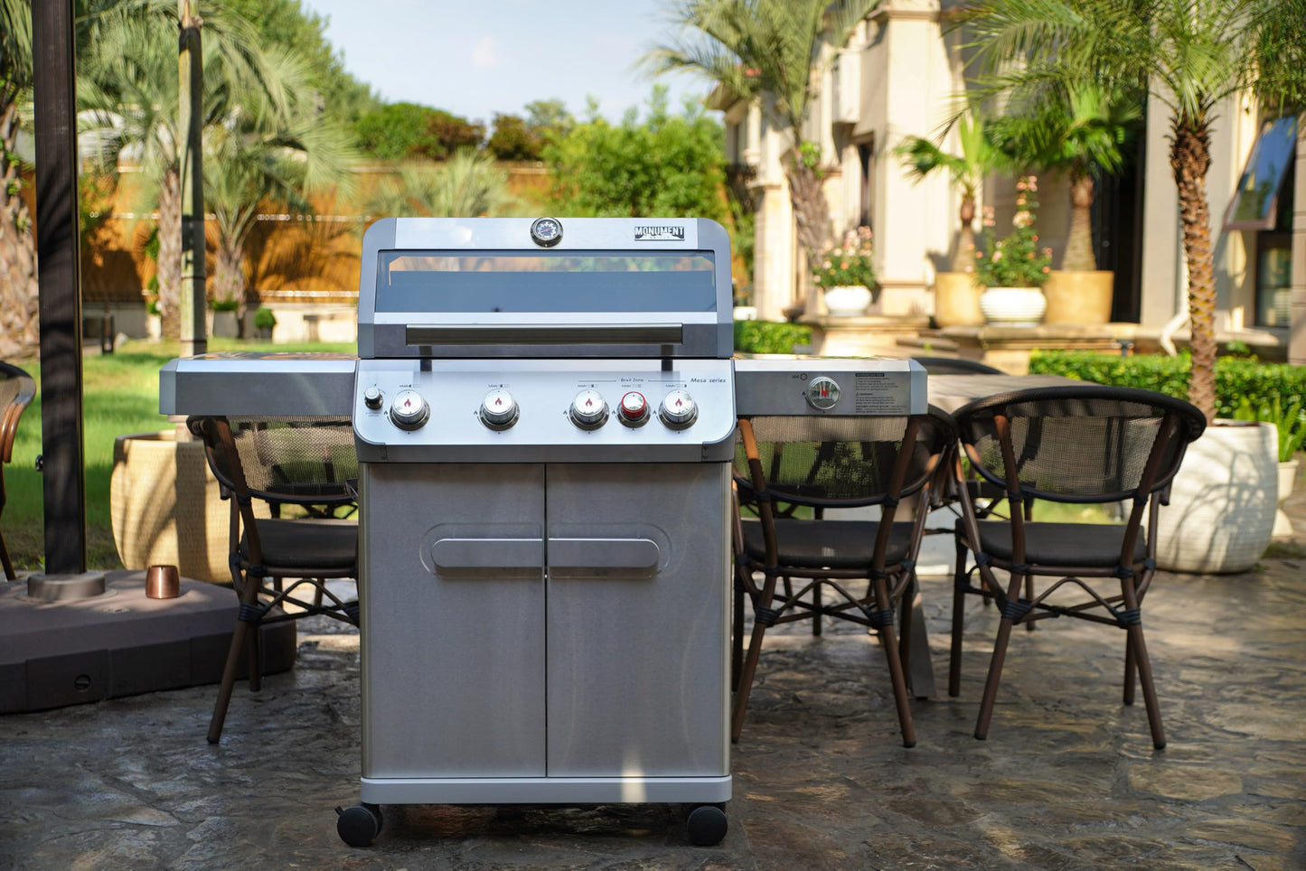 Monument Grills Mesa Series, 4+1 Outdoor Barbecue Stainless Steel Propane Gas Grill, 4 Burners & 1 Side Burner 62,000 BTU Patio Garden Barbecue Grill with Knob Controls, Mesa415BZ