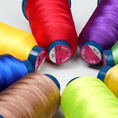 Magsnap Prewound Bobbins, Style L (SA155), 144pcs White+Embroidery Machine Thread 100 Colors 40WT (108D/2) Polyester Thread Kit