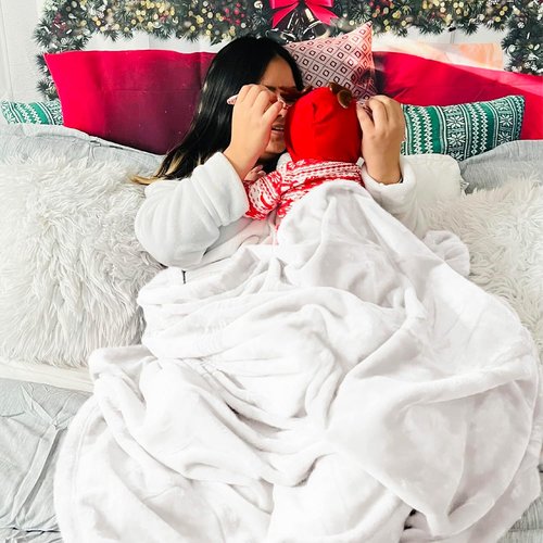 Bedsure GentleSoft Fleece Bed Blanket - Cozy Plush Microfiber Full Size White, 84x90 Inches