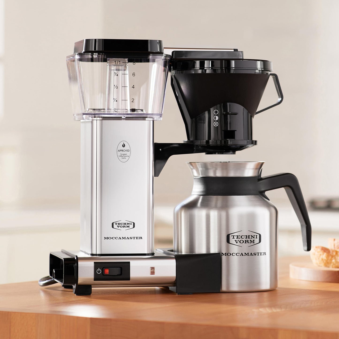 Technivorm Moccamaster 79212 KBTS Coffee Brewer, 32 oz, Polished Silver
