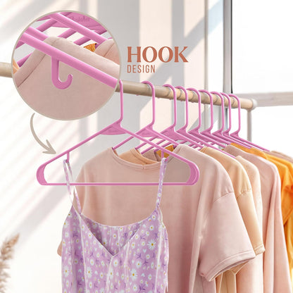 Plastic Hangers 50 Pack - Space-Saving Clothes Hangers in Pink - Ideal for Closets & New Apartments
