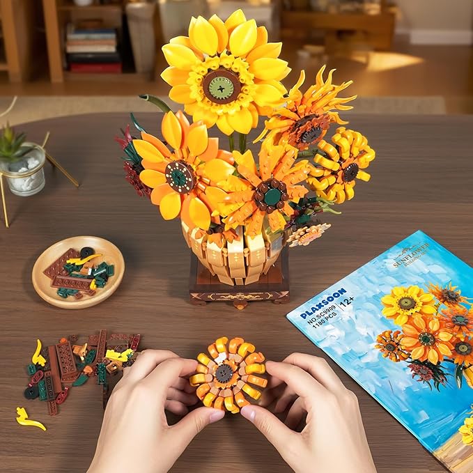 Sunflower Building Set with Lights Vase Base Flowers Botanical Collection Building Block Valentine's Day 1180PCS Art Bouquet Bonsai Plant Building Kit Gift for Adults Teens Girls Boys 12+