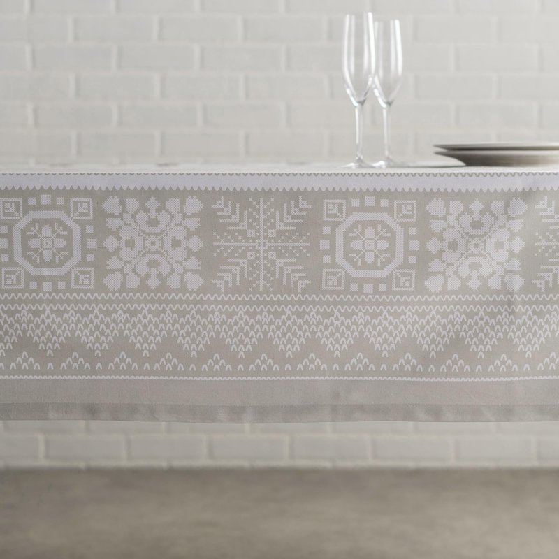 Maison d' Hermine Table Cloth Rectangle Table 100% Cotton 54 x 72 Inches Fall Tablecloth Reusable Everyday Use for Thanksgiving Christmas Decorations Dining Farmhouse Party (Cozy Christmas)