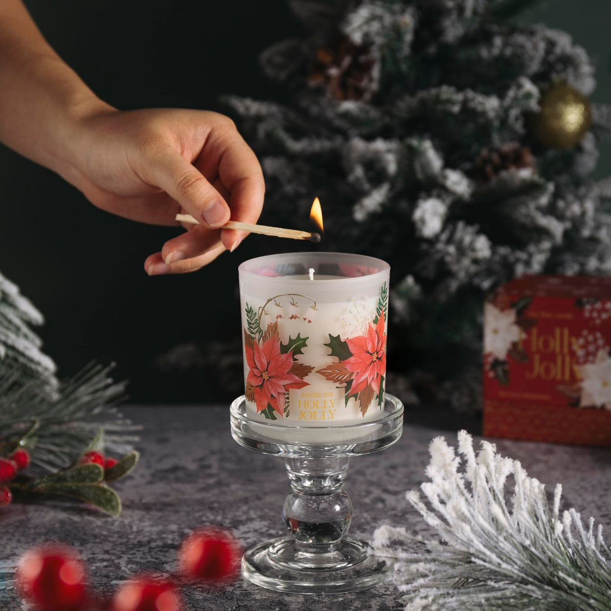 ROMIIE ZOI Christmas Scented Candle - 6oz Soy Wax Candle, Holly Jolly Decorations for Women, Infused with Citrus & Pine Aroma - Exquisite Red & Gold Gift Box Packaged for Christmas Holiday Season Gift