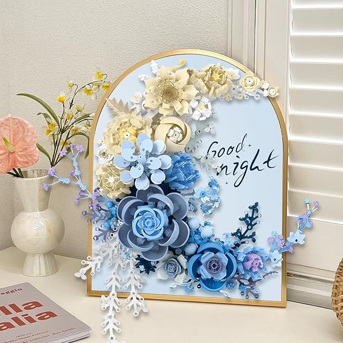 Moon Flowers Building Blocks Set Botanical Collection Blossom for Wall Decor Creative Floral Building Kit Flower Bouquet Botanical Collection for Home Décor Gift for Adults Teens 934 PCS (Blue)