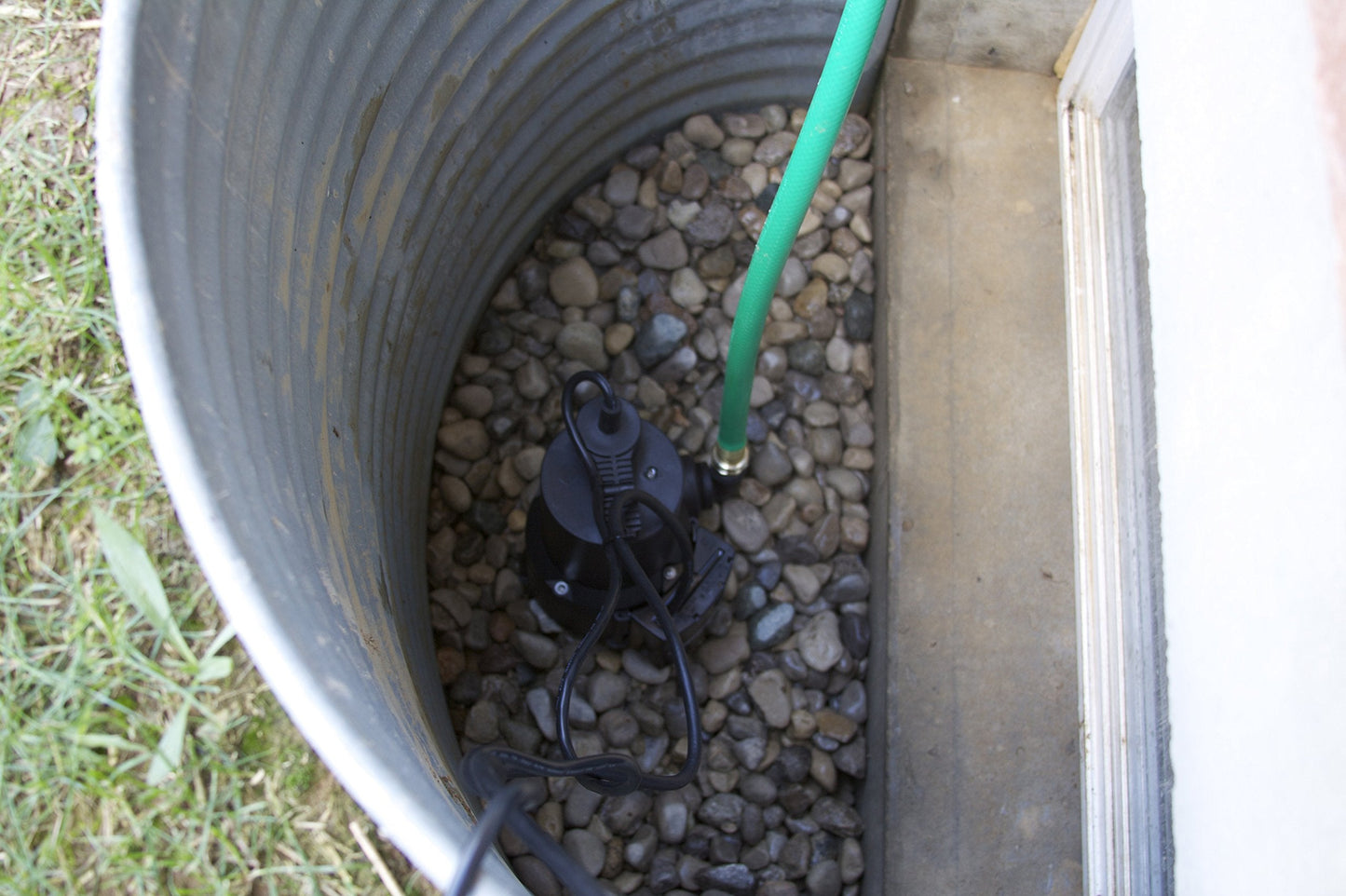 WAYNE EEAUP250 1/4 HP Reinforced Thermoplastic Submersible Multi-Use Pump, Black