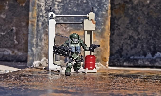 Mega Bloks Call of Duty Juggernaut