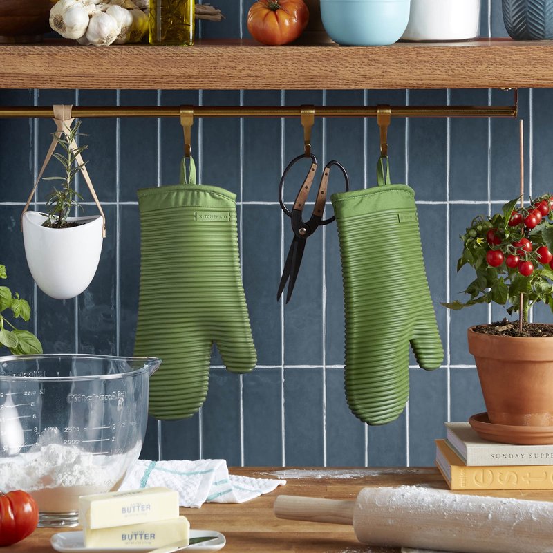 KITCHENAID Ribbed Soft Silicone Oven Mitt 2-Pack Set, 7.5"x13", Matcha