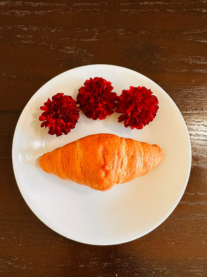 Croissant Shaped Candle | Decorative Handmade Natural Soy Wax | Unique Realistic Food | Best Gift for Women| Aromatherapy at Home| Romantic Cozy Fragrance Home Decor Candle