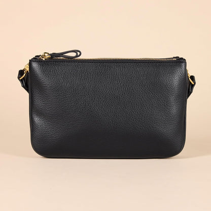 Amazon Essentials Women's Minimal Crossbody Bag