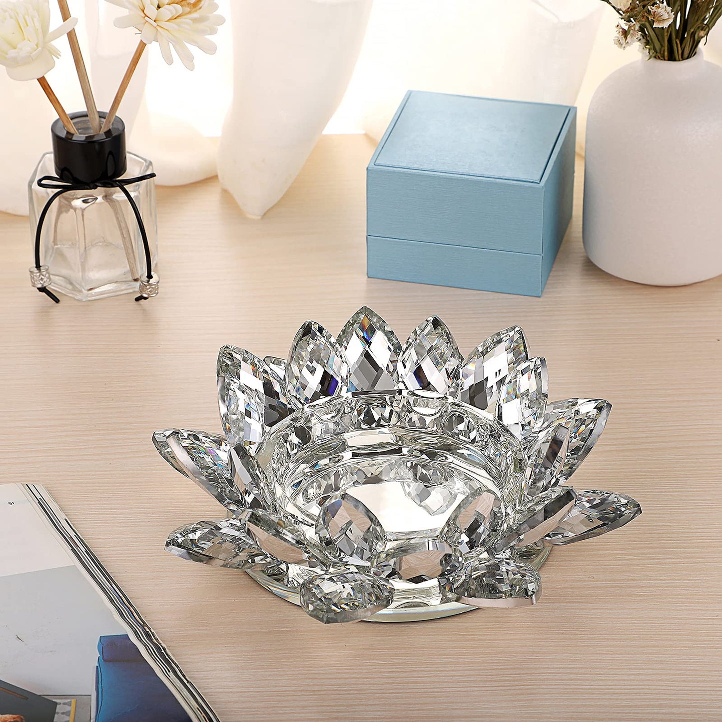 OwnMy Crystal Lotus Flower Candle Holder for Pillar Candle up to 3", Decorative Glass Lotus Petal Votive Candle Holder Tea Light Holder Candle Stand Candle Lamps for Home Decor Wedding Party (Clear)