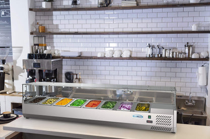 KoolMore SDC-8P-SG Condiment Prep Rail Station with Sneeze Guard, 71 Inch, Silver