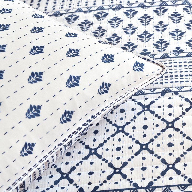 Lush Decor Monique Stripe Reversible Quilt Queen Size 3 Piece Set Full/Queen Navy & White - Striped Bedding Set Queen Quilt - Blue Quilts - Coastal Decor