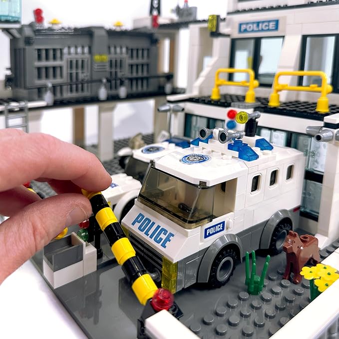 General Jim's Police Station and Jail Building Blocks Set - Multi-Level City Set with Police Vehicles Guard Lookout and Command Center - Compatible with Major Brick Building Brands