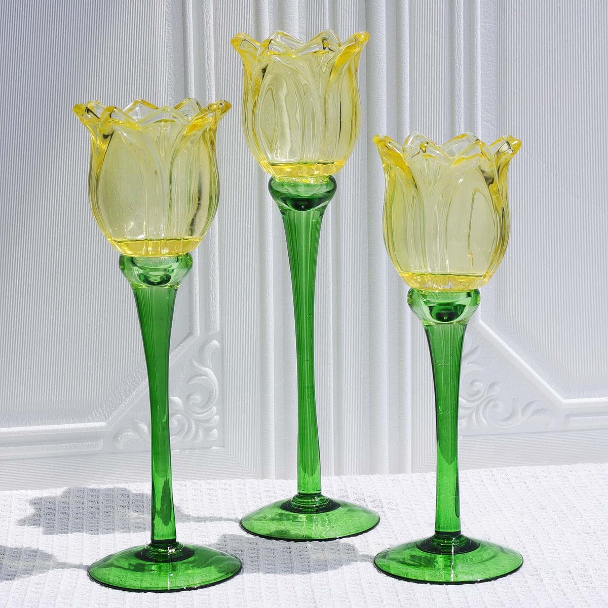 VOHO Yellow Tulips Candle Holders for Modern Home Decor, Bright Yellow Tealight Candle Holder Birthday Gifts for Women Friends, Tulip-like Tea Lights Candle Holder for Party Table Centerpiece(Set of3)