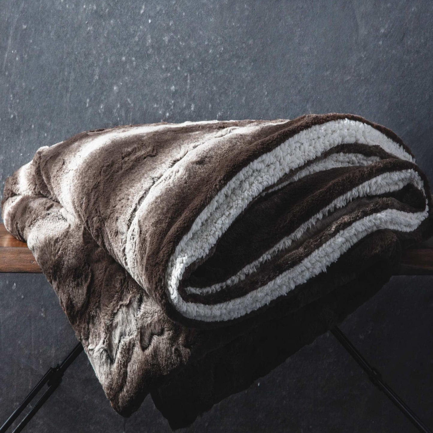 ViscoSoft Faux Fur Sherpa Luxury Blanket, Dark Brown, King/California King 90"x108"