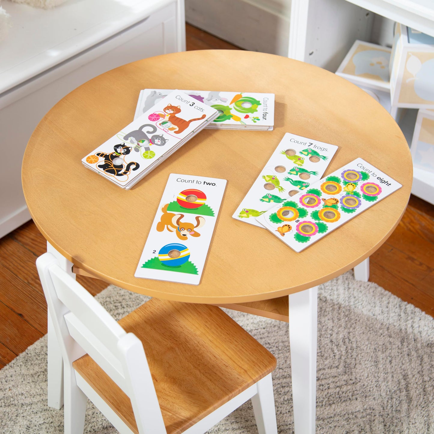 Melissa & Doug Poke-a-Dot! Numbers, Shapes & Colors Jumbo Learning Cards, 13 Double Sided Interactive Flash Cards, Educational Activities for Toddlers & Preschoolers, Ages 1+