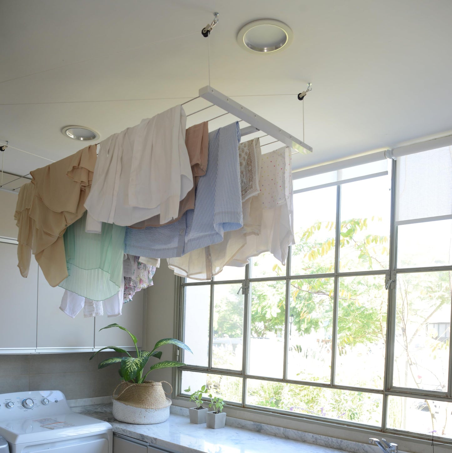 Höllsen XL Ceiling Mounted Drying Rack – Heavy-Duty Pulley Clothesline for Large Loads – Rustproof Aluminum Frame (64" x 23.6")