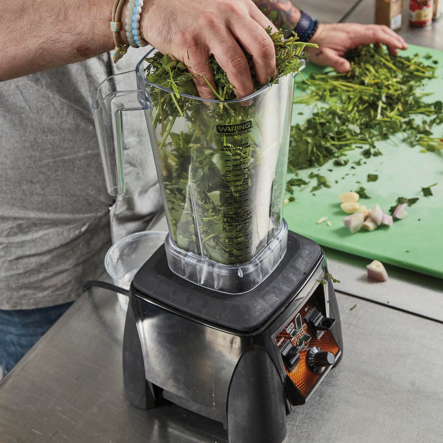 Waring Commercial 3.5 HP Blender w/ Variable Speed Dial Controls & 64 oz. BPA-Free Copolyester Container