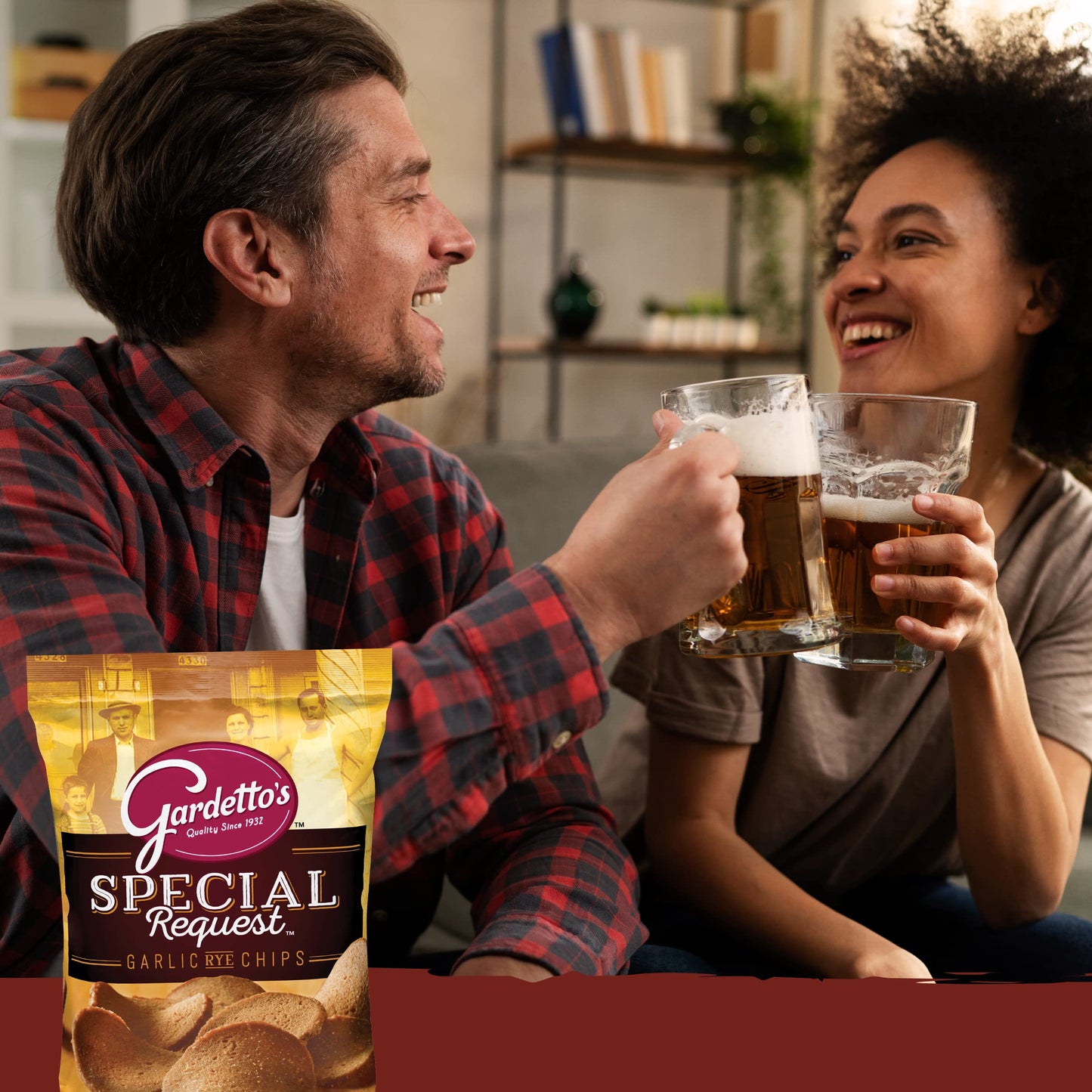 Gardetto's Special Request Garlic Rye Chips, Snack Bag, 14 oz